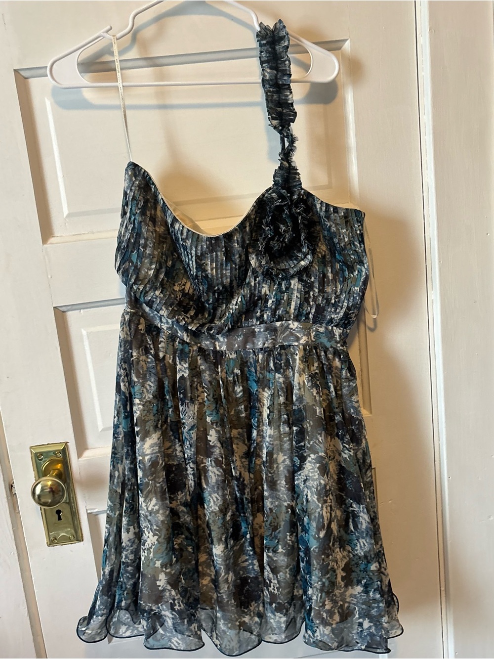 MM Couture Miss Me Teal Blue Gray One-Shoulder Floral Dress